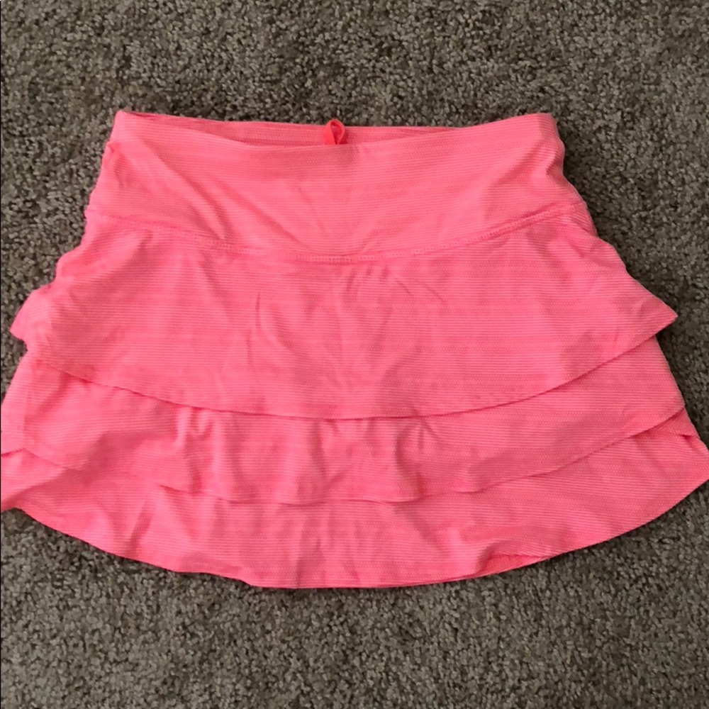 Athlete ruffle skirt with built in shorts